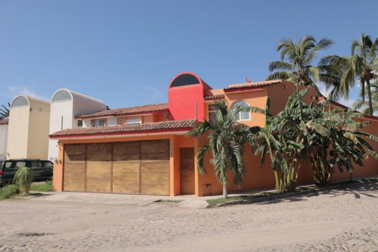 Casa Manati Donner & Asociados