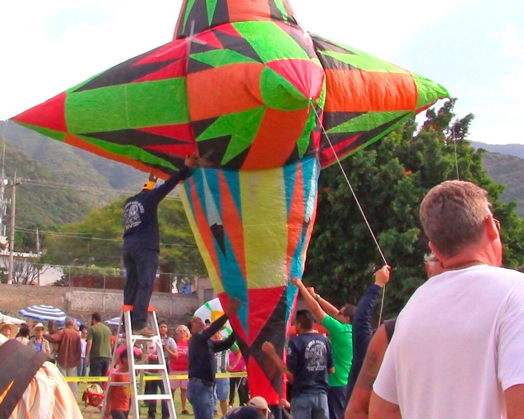 Globos Ajijic Lake Chapala